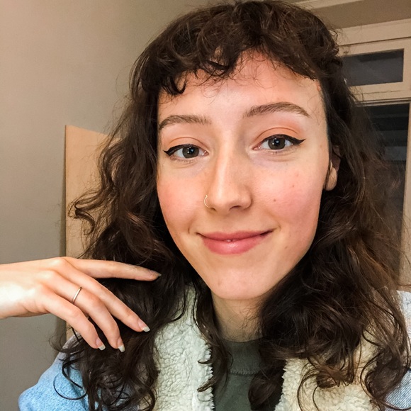 Meet your Posher, Savannah - Picture 1 of 1